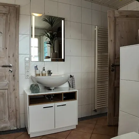 Auszeit & - Laendliche Fachwerkhaushaelfte * Nuembrecht